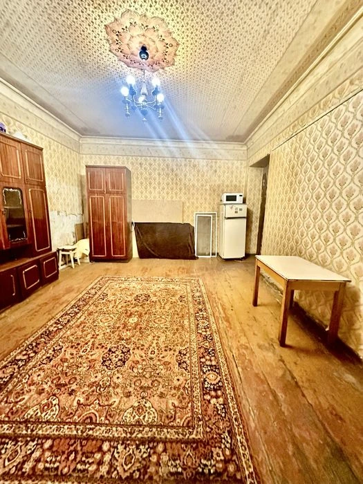 Продам 2 квартиру метро 5 мин .  южд с автономным отоплением