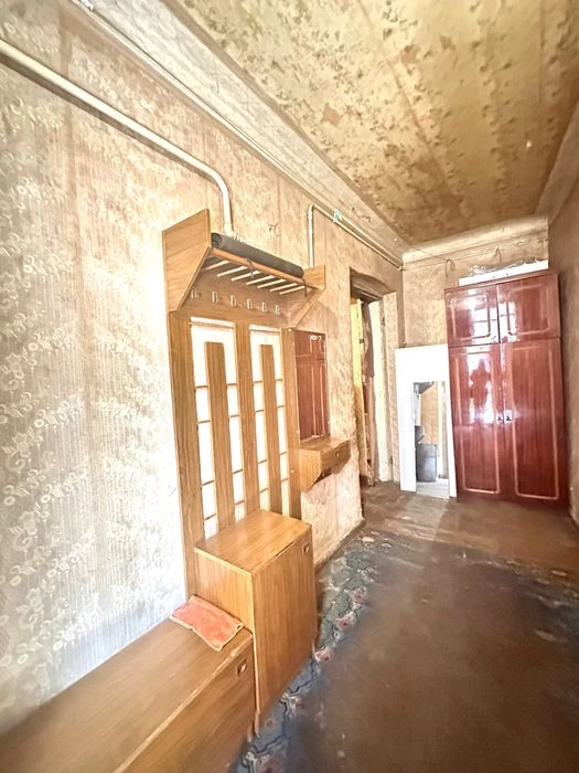 Продам 2 квартиру метро 5 мин .  южд с автономным отоплением