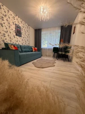 Selling a 1-room apartment at 41 Shcharikova Street, Industrial District, Eastern District