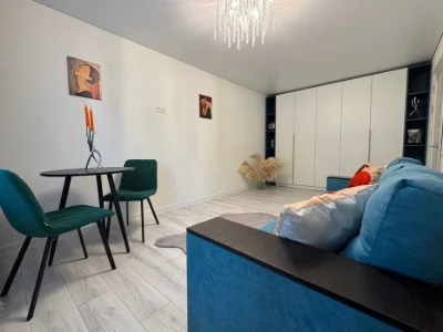 Selling a 1-room apartment at 41 Shcharikova Street, Industrial District, Eastern District