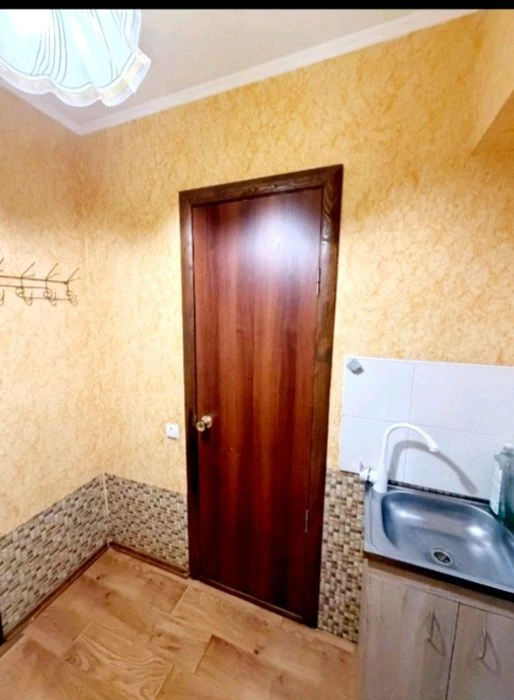 Selling 1 room hotel 27 meters HTZ pp s $ 14900