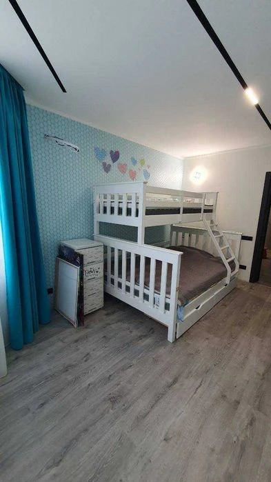 Three-room apartment for sale in Sokolniki, 100 sq.m.