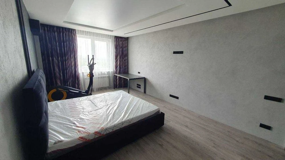 Three-room apartment for sale in Sokolniki, 100 sq.m.