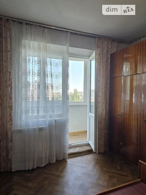 Продаж 3к квартири 72.1 кв. м на вул. Юлії Здановської 29 •