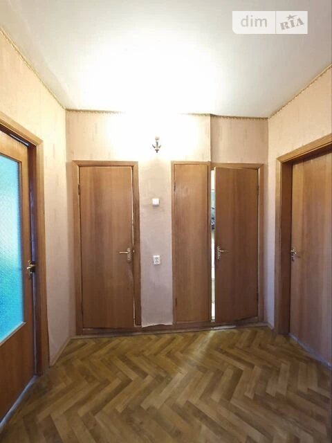 Продаж 3к квартири 72.1 кв. м на вул. Юлії Здановської 29 •