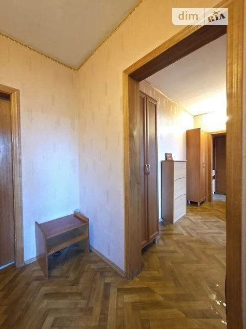 Продаж 3к квартири 72.1 кв. м на вул. Юлії Здановської 29 •