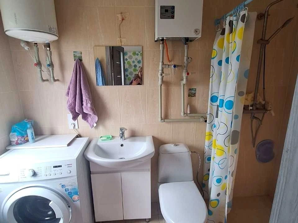 Будинок. Харків, Івана Каркача бульв.