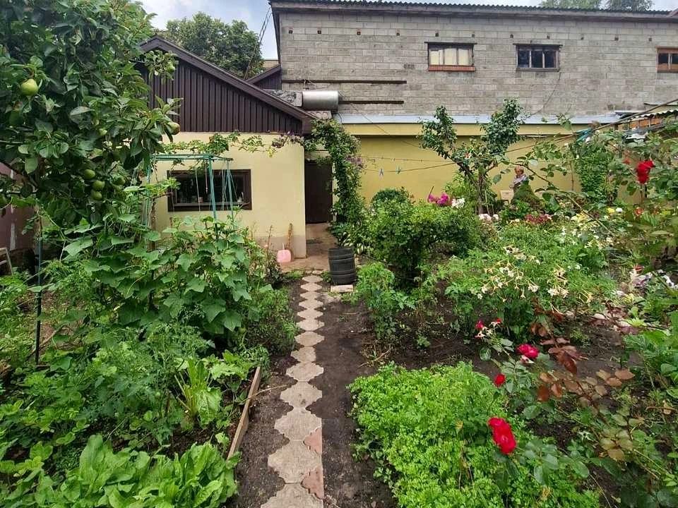 Будинок. Харків, Івана Каркача бульв.