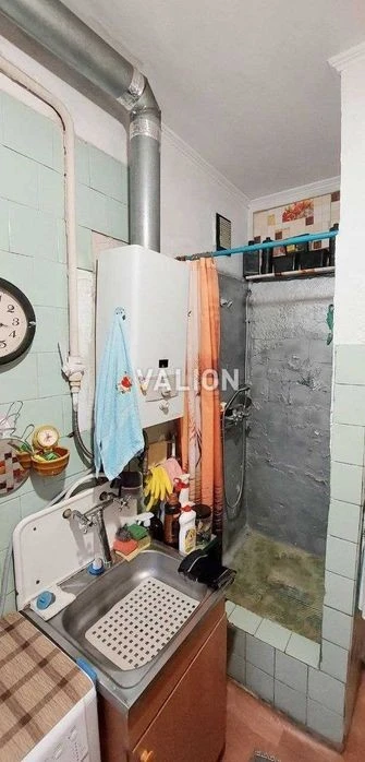 Продаж 1к квартири на вул. Набережно-Лугова 3, Подільський р