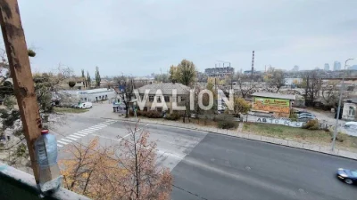 Продаж 1к квартири на вул. Набережно-Лугова 3, Подільський р
