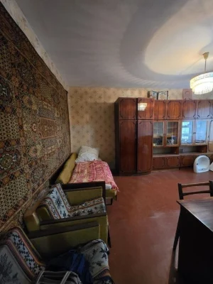 Продаж просторої 1к квартири. Борщагівка. Вул. Жмеринська 32