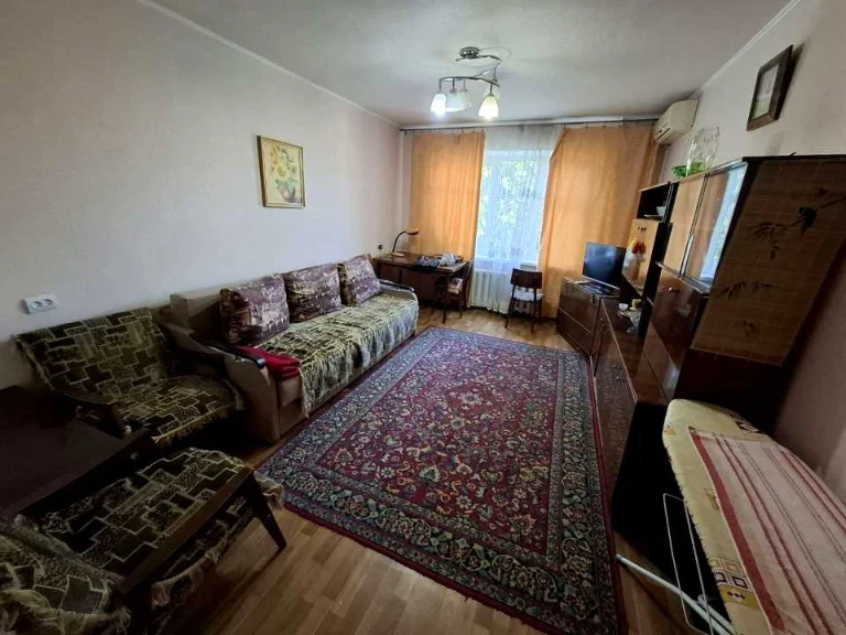 Квартира. Дніпро, Героїв просп.
