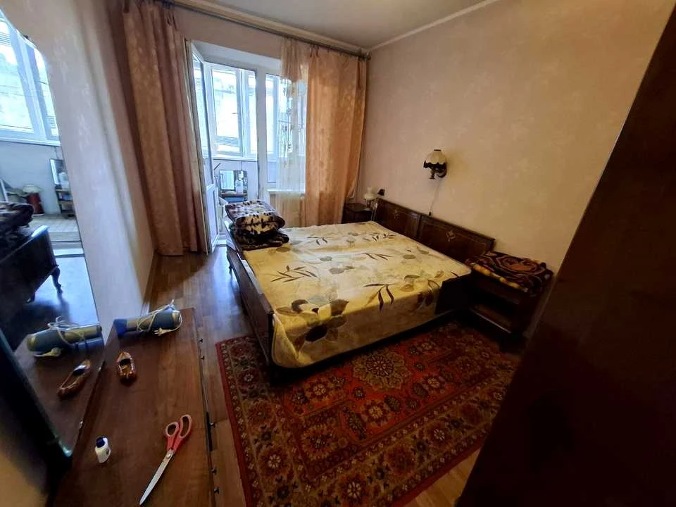 Квартира. Дніпро, Героїв просп.