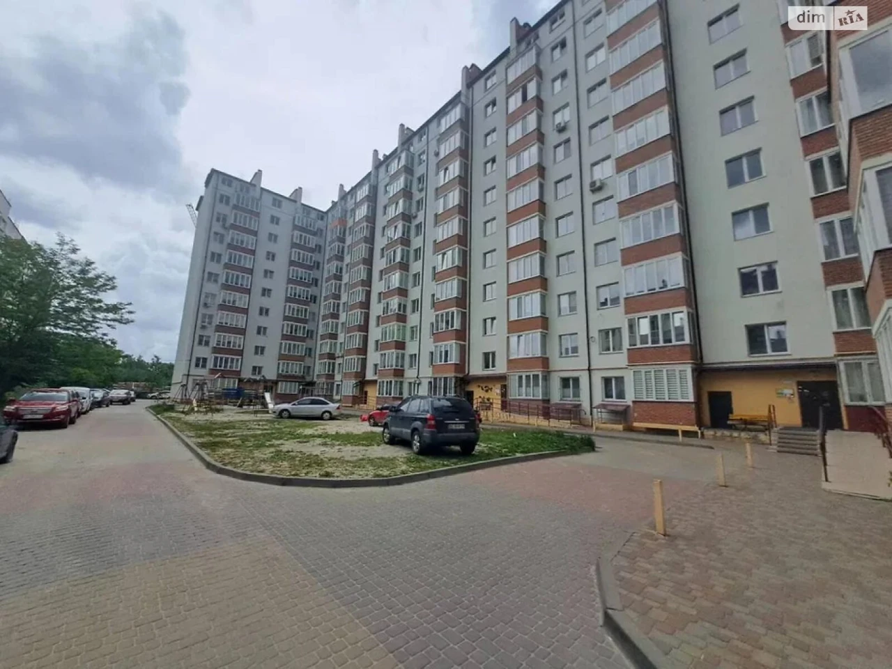 Продаж Квартира Рясне 2