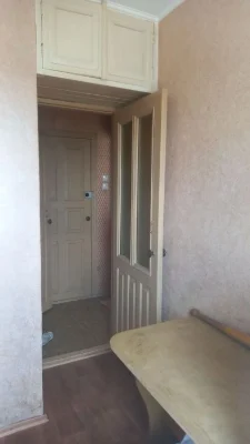 Продам квартиру в  кирпичной гостинке на Балковской( р- н Фо