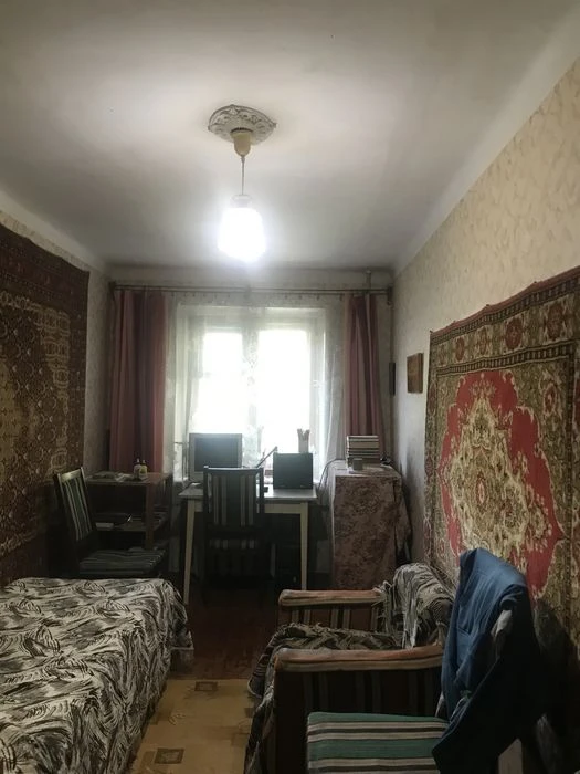 Продам 2х комн квартиру по ул Варненская \100 школа