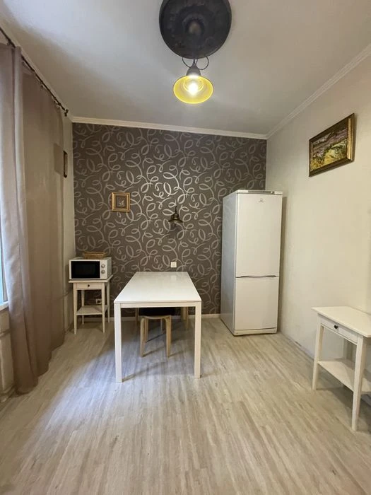 Продажа 2 комнатной квартиры Перша Ливарна