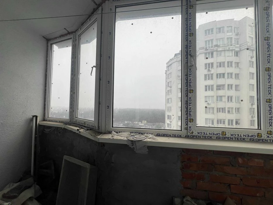 No % sale 2 k sq m near the metro, Skhidna Brama residential complex, 4th section Darn
