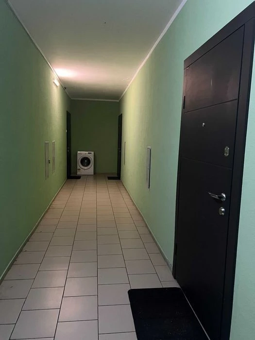 No % sale 2 k sq m near the metro, Skhidna Brama residential complex, 4th section Darn