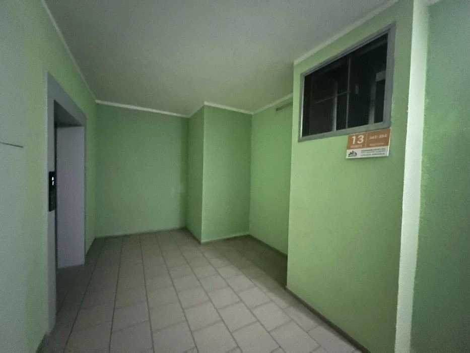 No % sale 2 k sq m near the metro, Skhidna Brama residential complex, 4th section Darn