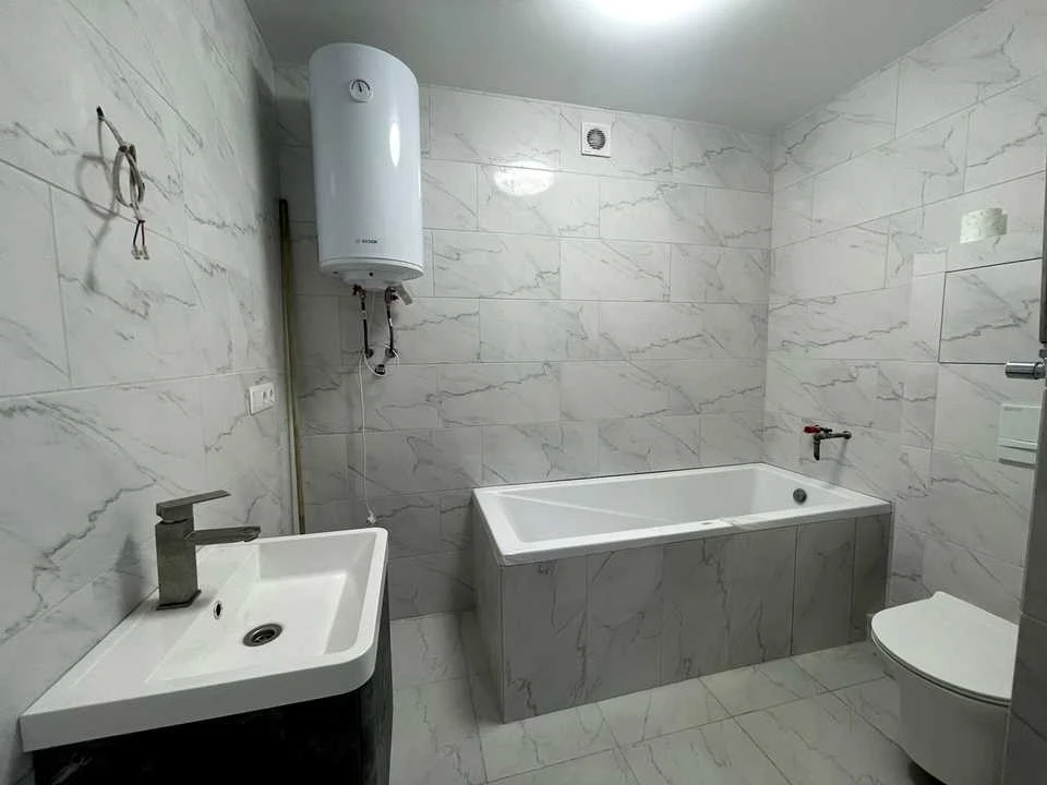 Apartment. Kharkiv, Petro Hryhorenko Ave. (Marshal Zhukova)