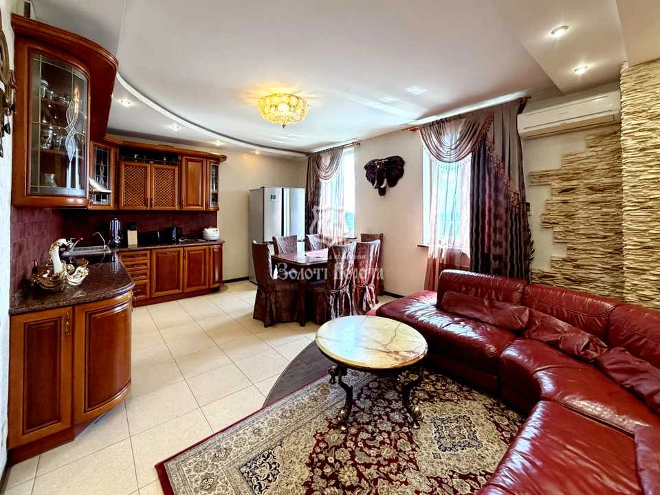 Apartment. Kyiv, Lukretska St. (Levitana)