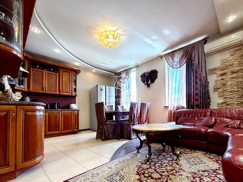 Apartment. Kyiv, Lukretska St. (Levitana)