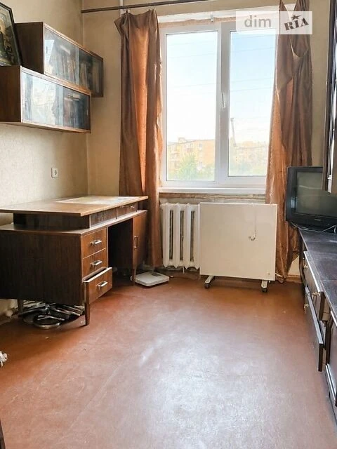 Sale of 3-room apartment 56 sq. m on Myropilska Street 3 • ID 3473