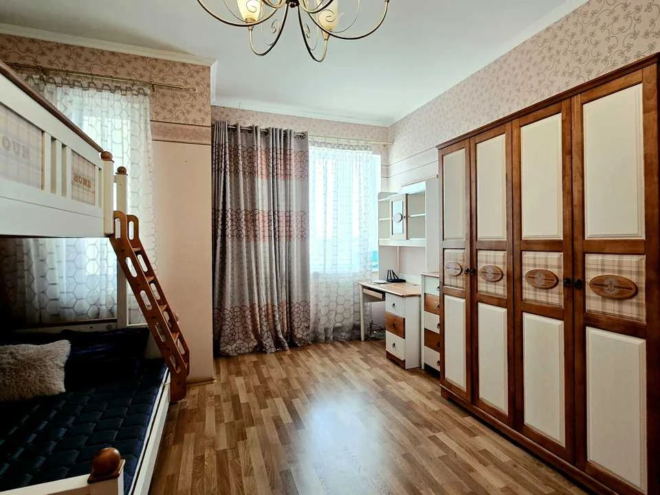Квартира. Харків, Науки просп. (Леніна)