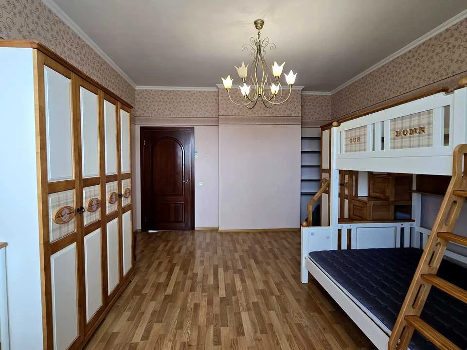 Квартира. Харків, Науки просп. (Леніна)