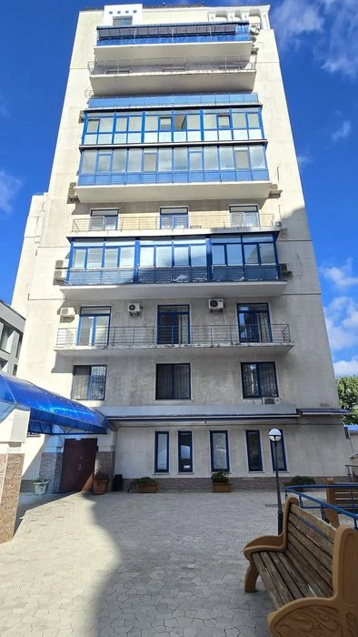 Пер.Мукачевский, Шикарная 3-комнатная квартира возле моря с
