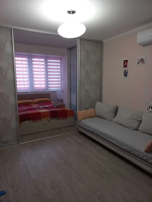 Сдам 3к.кв метро  Героев Труда