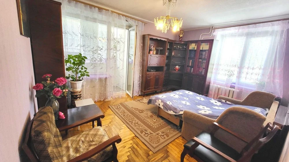 Продаж 2-х к.кв. вул. Українська буд. 13 (5/9) біля Малого р