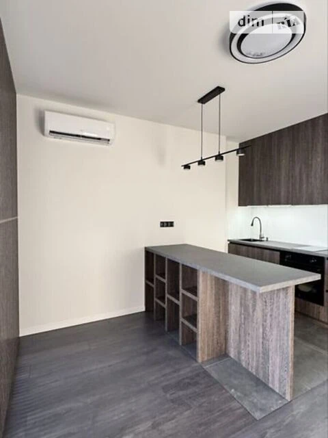 Sale of 1-room apartment 33 sq. m on Kharkivske highway 15A • ID 3465