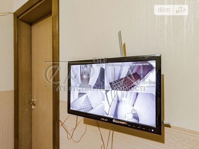 Продажа 3к квартиры 97 кв. м по ул. Елены Пчелки 2Б • ID 347
