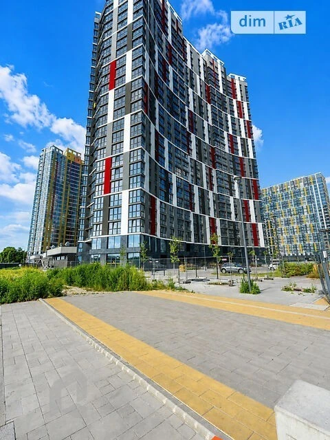Продаж 3к квартири 122.2 кв. м на вул. Микільсько-Слобідська