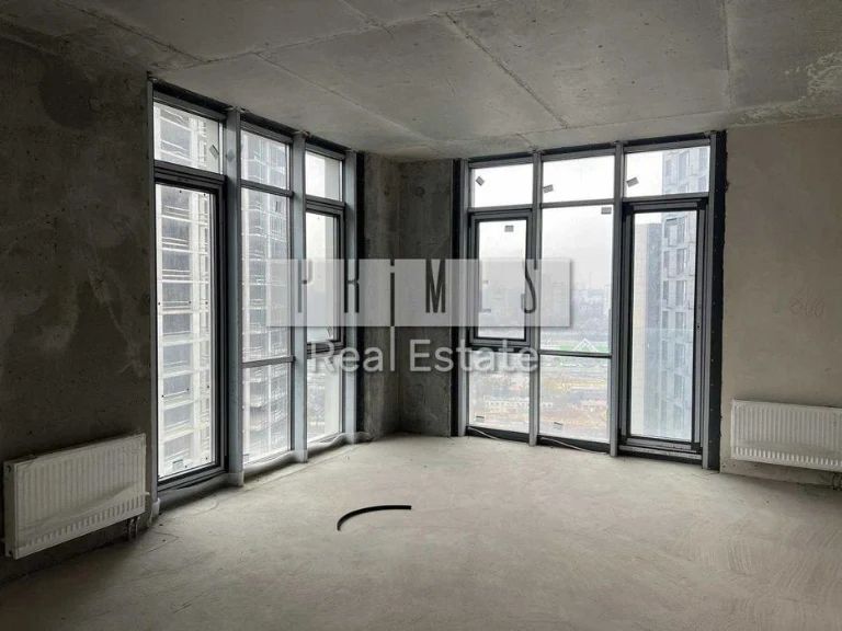 For sale 3-room apartment 82m2 in the residential complex "Novopecherski Lipky" on Andriyya St.
