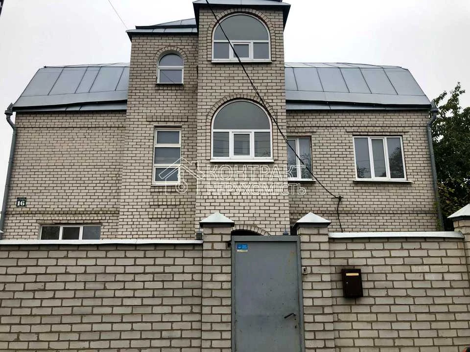 Будинок. Харків, Кедровий пров.