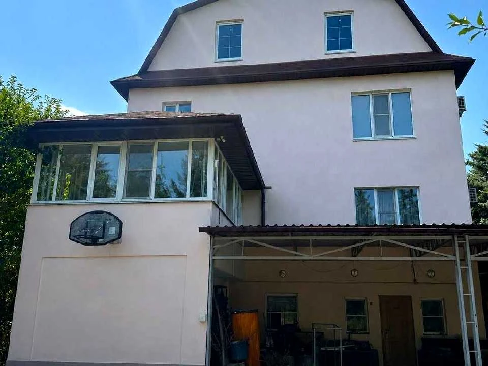 Будинок. Харків, Кільцева вул.