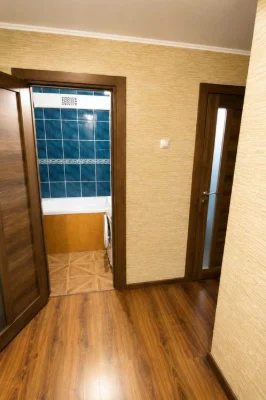 Продаж 2-х кім квартири в цег. будинку 2001 року Рівне вул В
