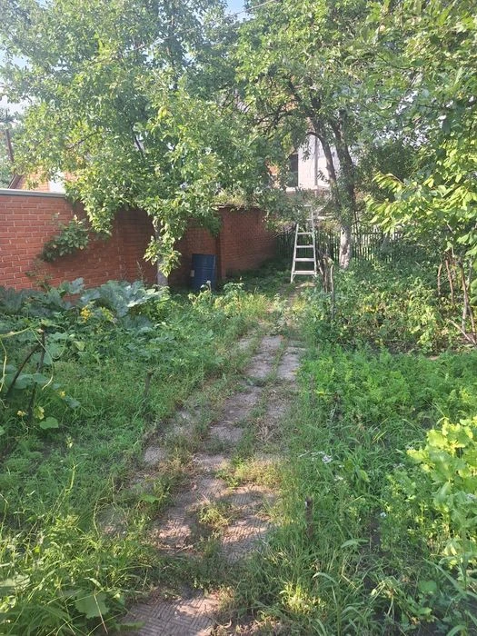 Продам 1/2 часть дома м.ХТЗ.