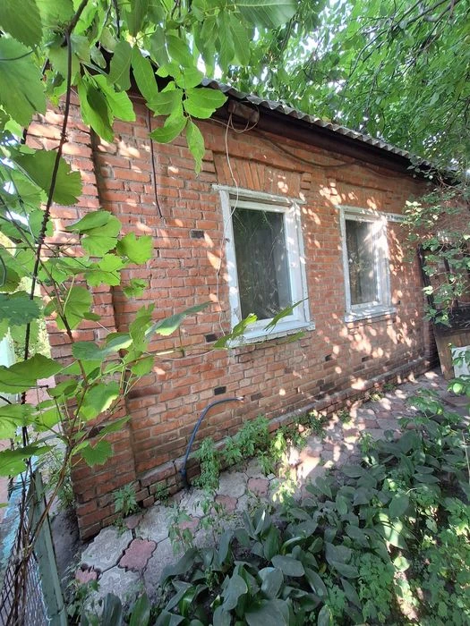 Продам 1/2 часть дома м.ХТЗ.