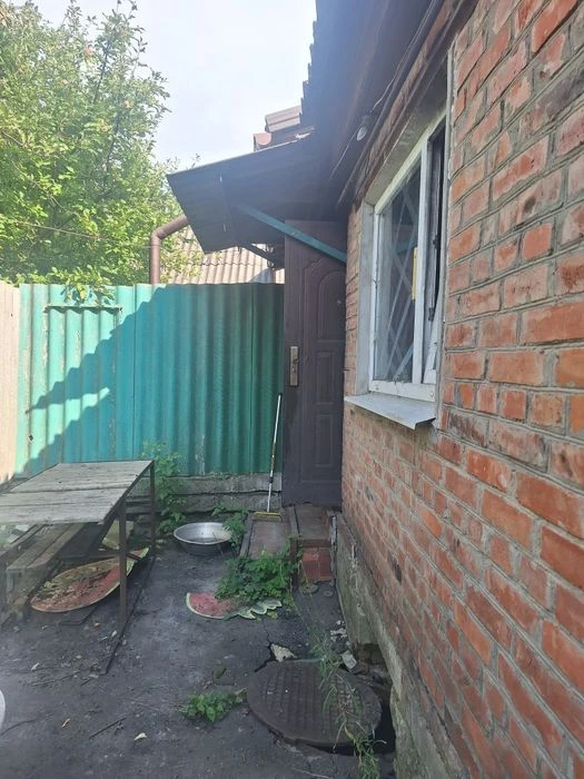 Продам 1/2 часть дома м.ХТЗ.