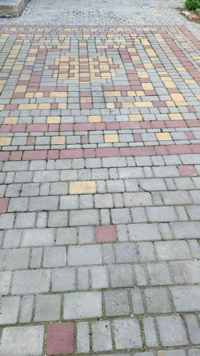 Продаж частини будинку на Одесській з ТОРГОМ!!