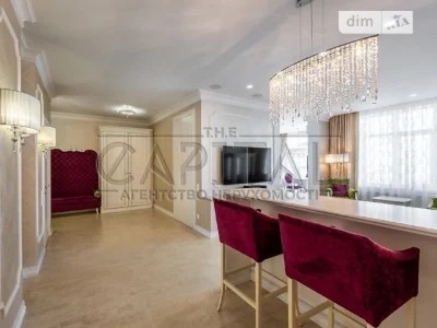Sale of 3-room apartment 120 sq. m. on Andriy Verkhoglyada St. 7 • I