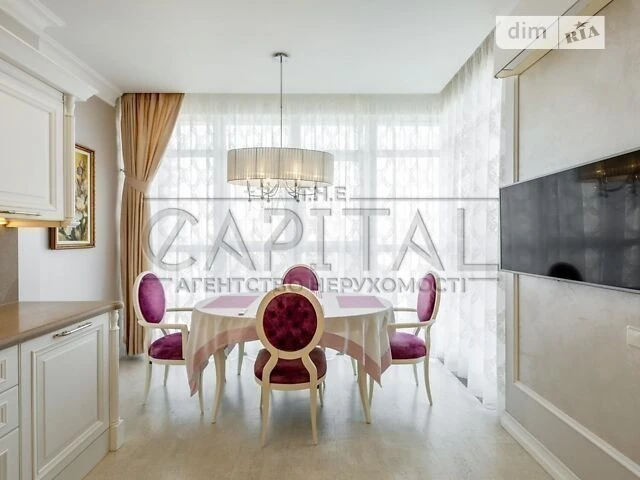 Sale of 3-room apartment 120 sq. m. on Andriy Verkhoglyada St. 7 • I