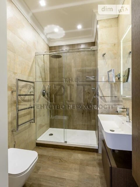 Sale of 3-room apartment 120 sq. m. on Andriy Verkhoglyada St. 7 • I