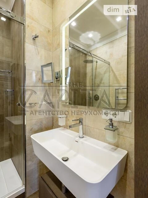 Sale of 3-room apartment 120 sq. m. on Andriy Verkhoglyada St. 7 • I