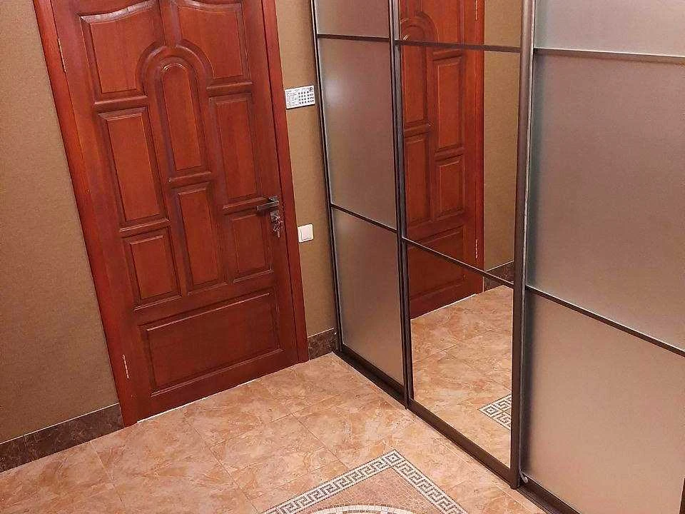 Будинок. Харків, Холодногірська вул. (Єлізарова)
