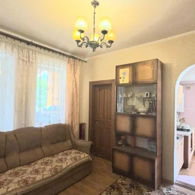 М.Холодная Гора, продам  пол дома, ул.Подлесная,Hg11